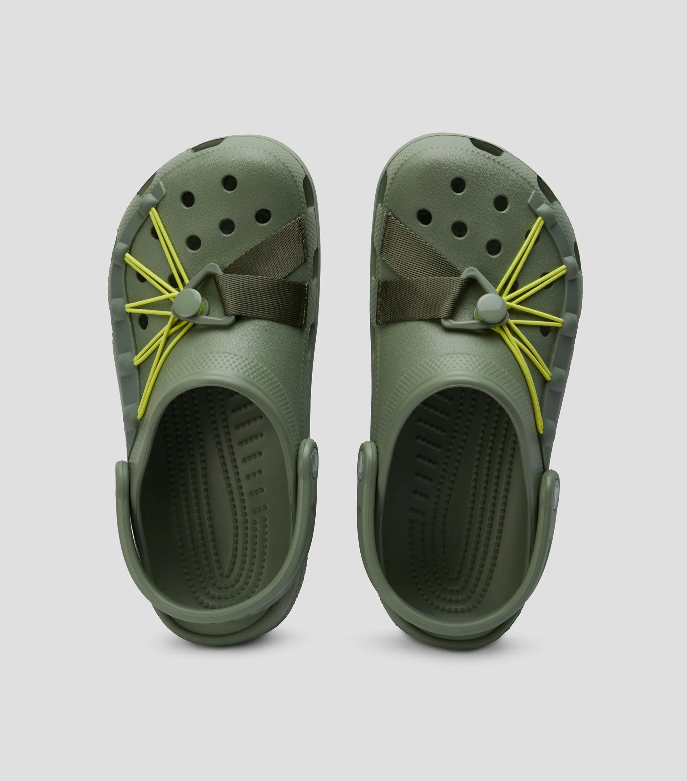 Crocs Sandalias Clog Classic Lockdown Hombre