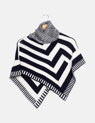 NoName Poncho bicolor estampado