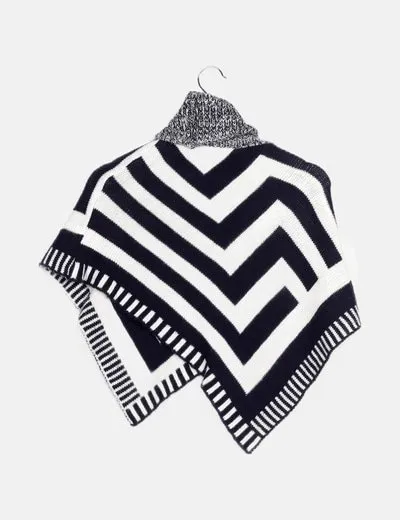 NoName Poncho bicolor estampado