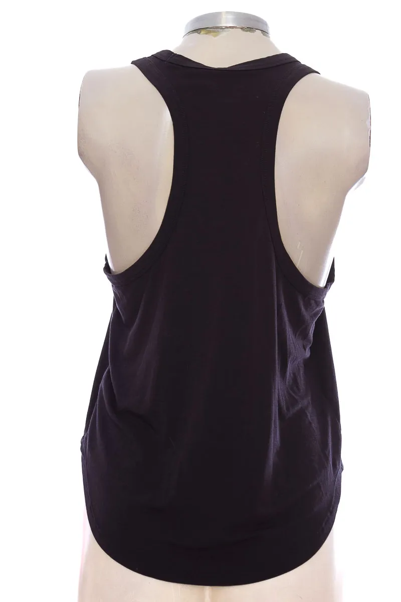 Top / Camiseta color Negro - GAP