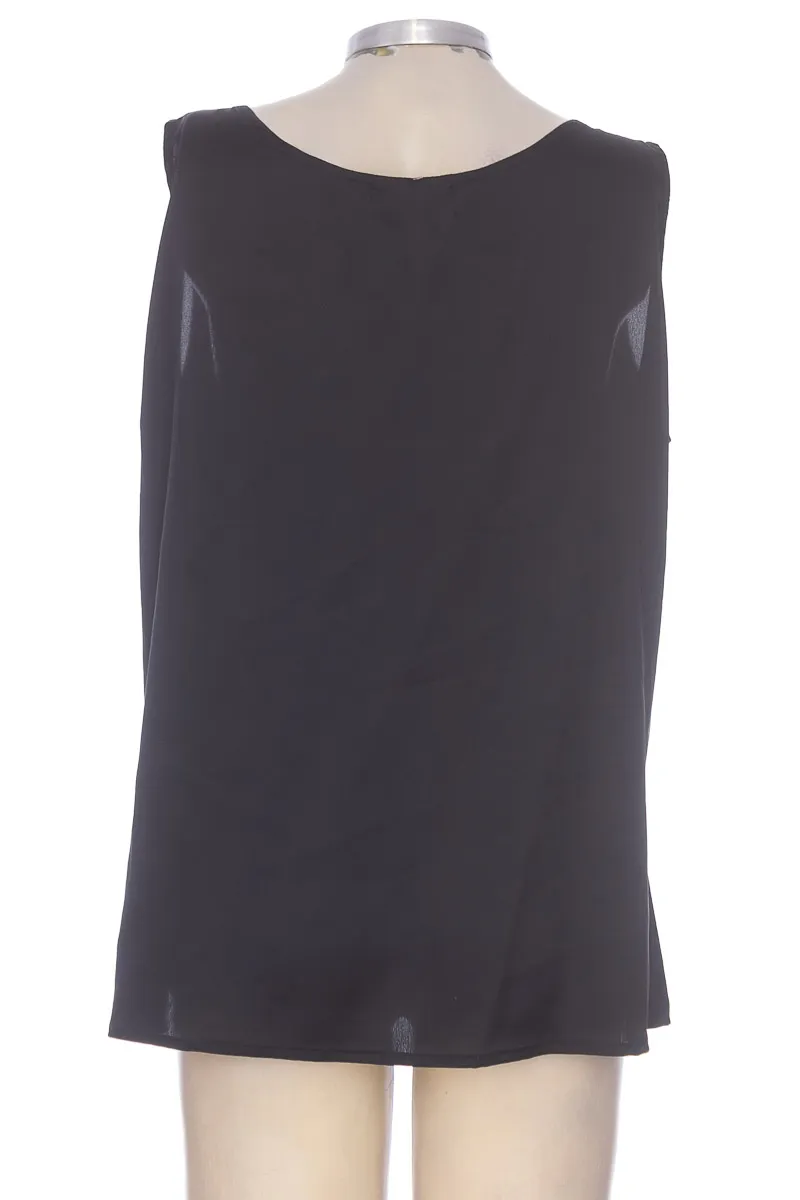 Top / Camiseta color Negro - Mira Smith